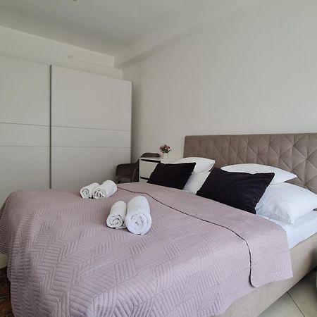 Tulipan Apartman Szeged Buitenkant foto