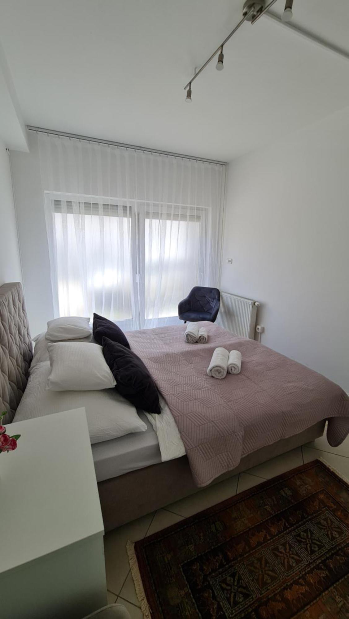 Tulipan Apartman Szeged Buitenkant foto